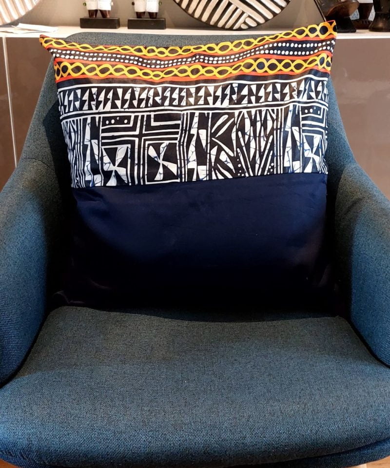 Housse de coussin Grassfields 100% Made in Africa par OJI HOME