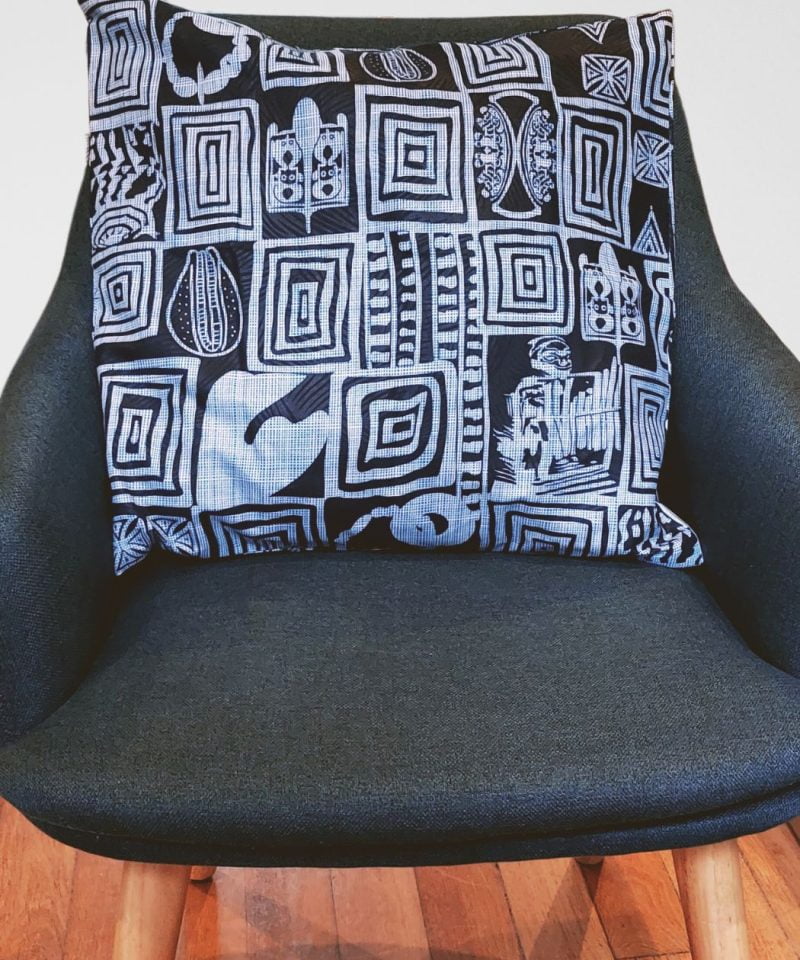 Housse de coussin Bangangté 100% Made in Africa par OJI HOME